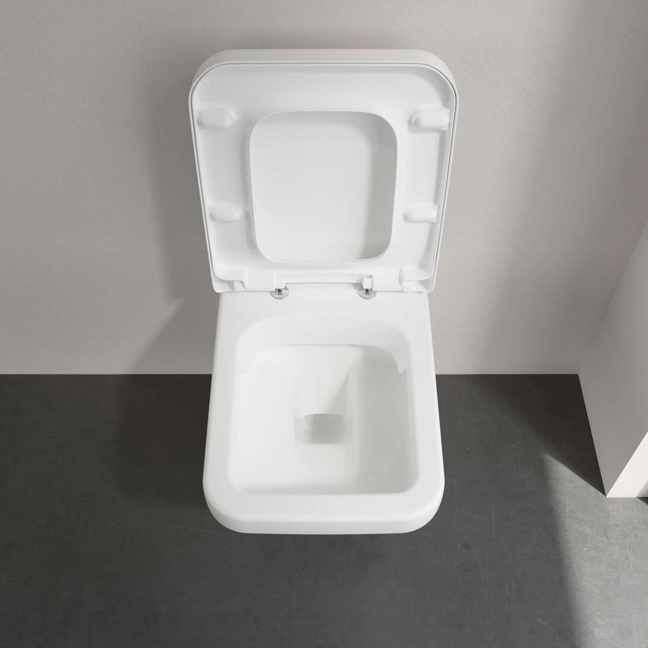Villeroy & Boch Architectura Závesné WC s WC doskou, DirectFlush, CeramicPlus, alpská biela 5685HRR1 - galéria #5