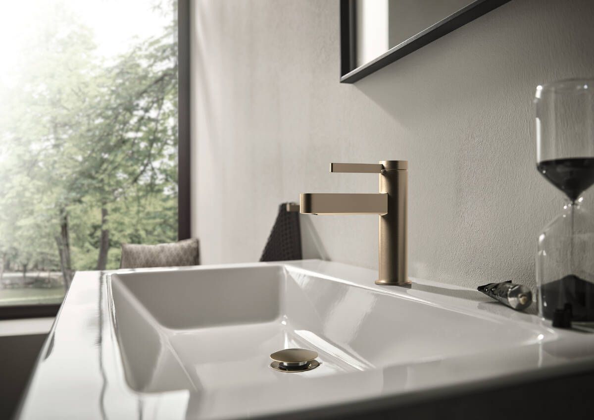 Hansgrohe Finoris Umývadlová batéria s výpusťou click-clack, CoolStart, kartáčovaný bronz 76012140 - galéria #1