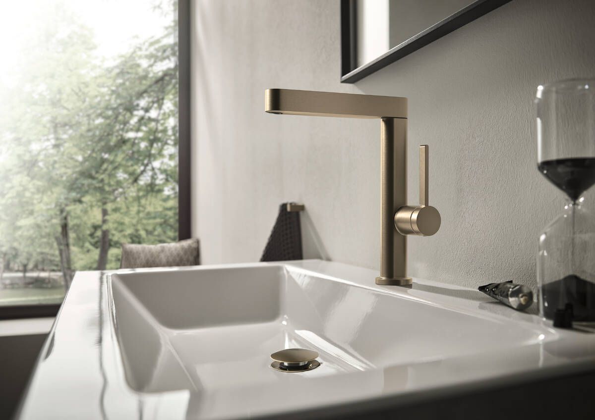 Hansgrohe Finoris Umývadlová batériae s výpusťou click-clack, kartáčovaný bronz 76060140 - galéria #1