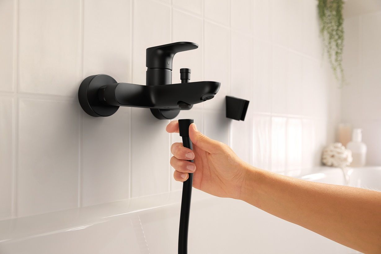 Hansgrohe Rebris S Nástenná vaňová batéria, čierna matná 72440670 - galéria #1