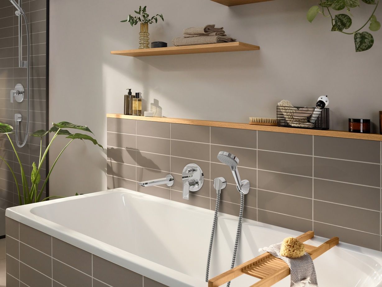 Hansgrohe Rebris E Vaňová podomietková batéria s ochranou, chróm 72469000 - galéria #1