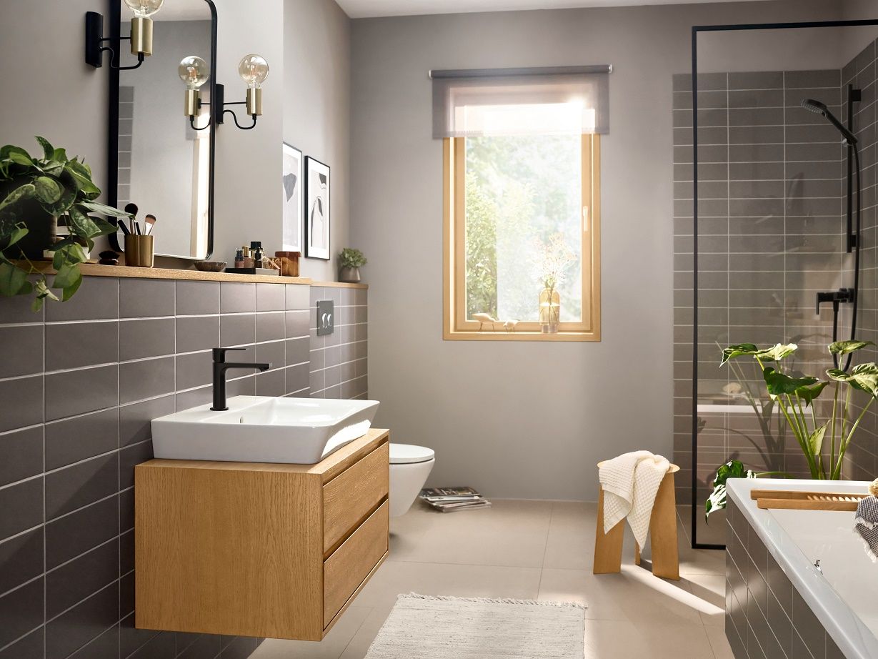 Hansgrohe Rebris E Sprchová nástenná batéria, čierna matná 72650670 - galéria #1