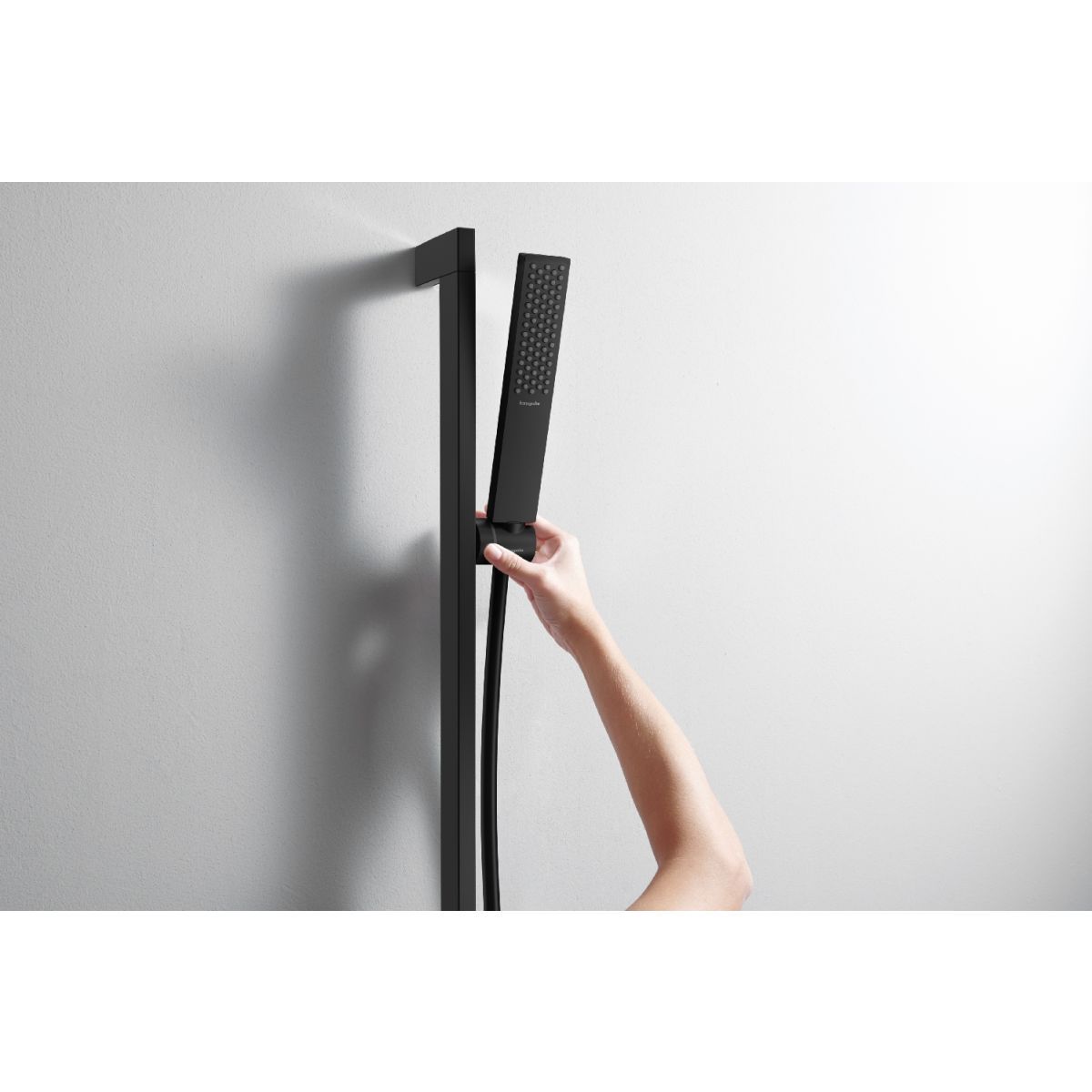 Hansgrohe Unica Sprchová tyč 65 cm s hadicou, matná čierna 24404670 - galéria #2