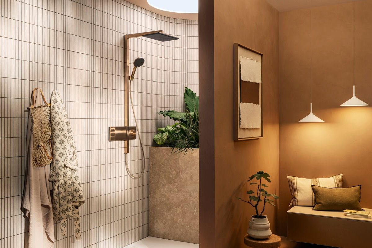 Hansgrohe Raindance Alive Q Sprchový systém s termostatickou batériou, kartáčovaný bronz 24590140 - galéria #3