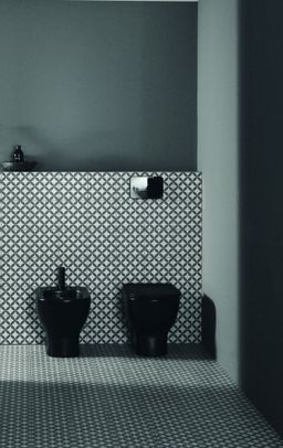 Ideal Standard Stojaté WC Tesi so sedadlom SoftClose a Aquablade, matná čierna T3536V3 - galéria #4